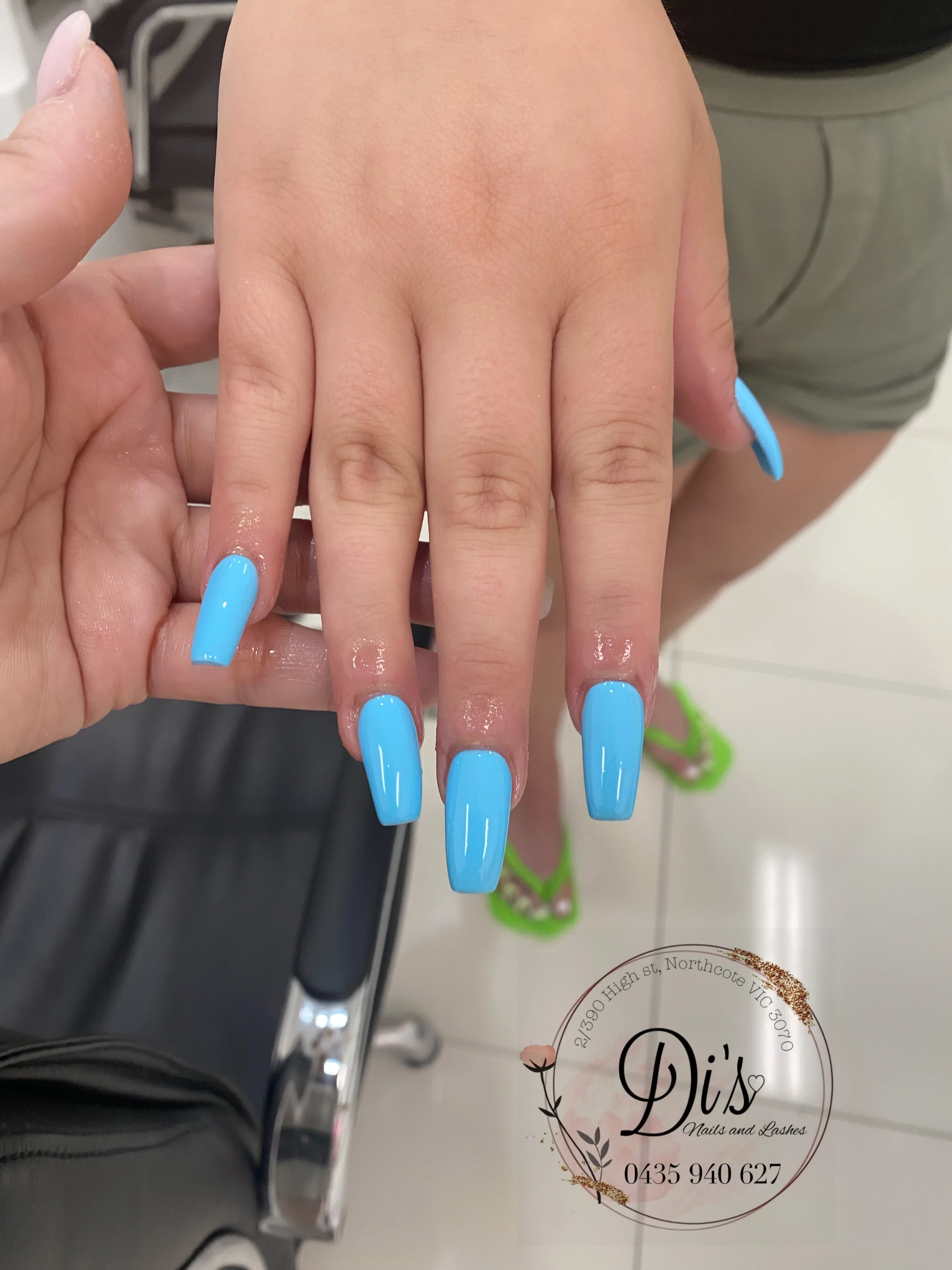 Bright blue glossy coffin nail set